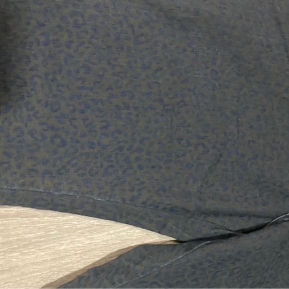 NWT Lee Classic Fit Animal Print Denim Jeans - Picture 4 of 7